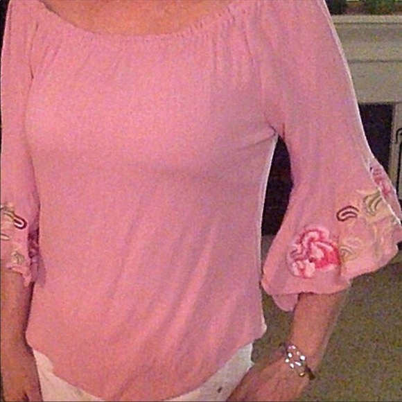 On or off shoulder top embroidered fluted sleeve - Picture 3 of 6